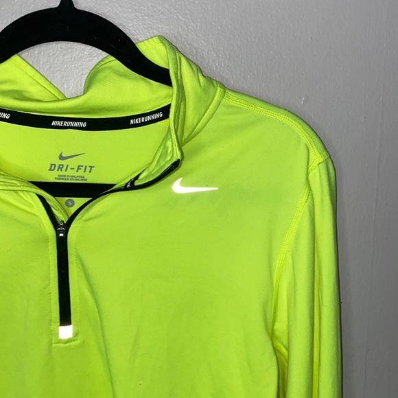 Nike Jackets & Blazers - 🦋Adorable Neon yellow Nike pullover!